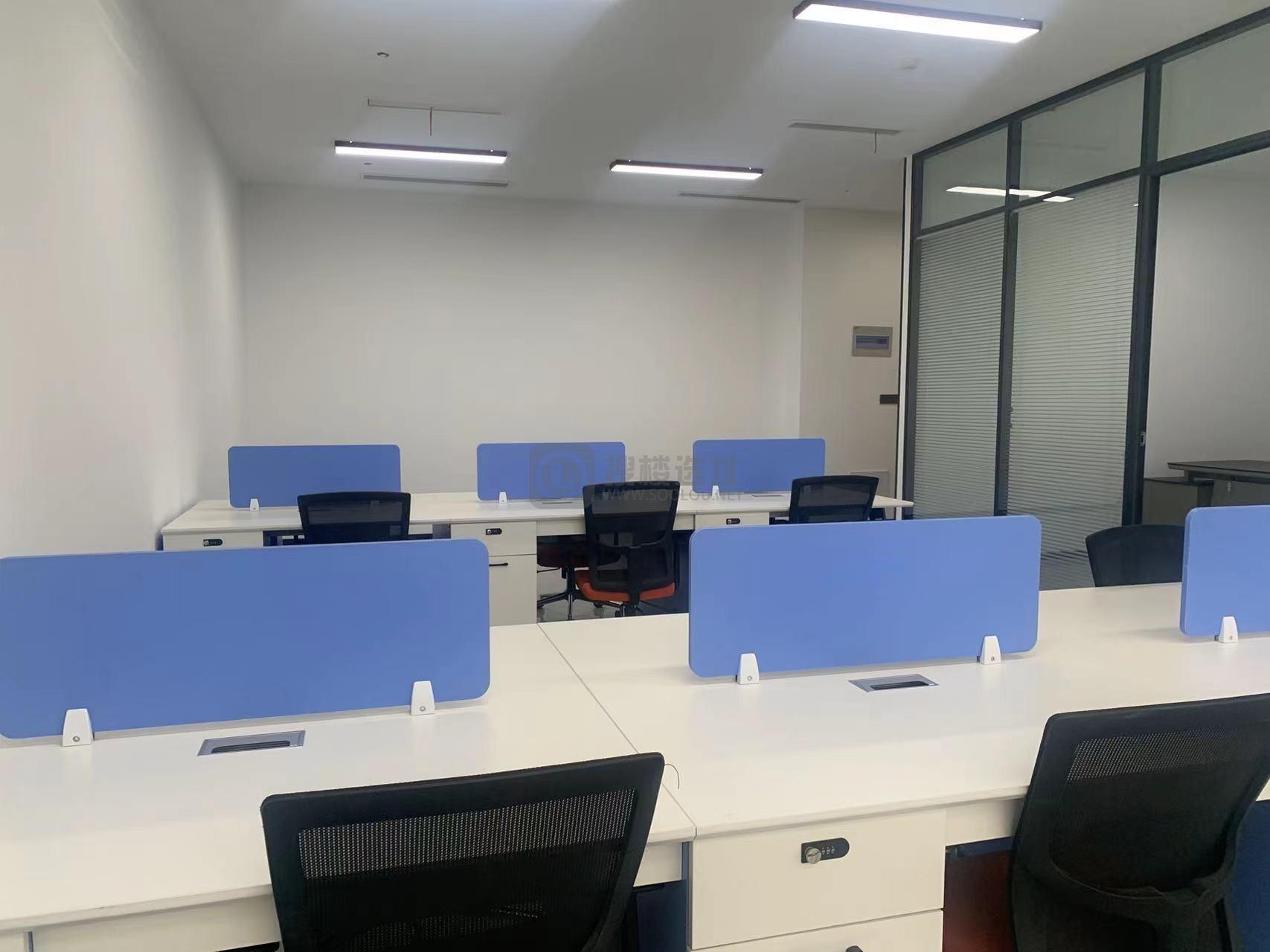 升龙汇金中心面积204平