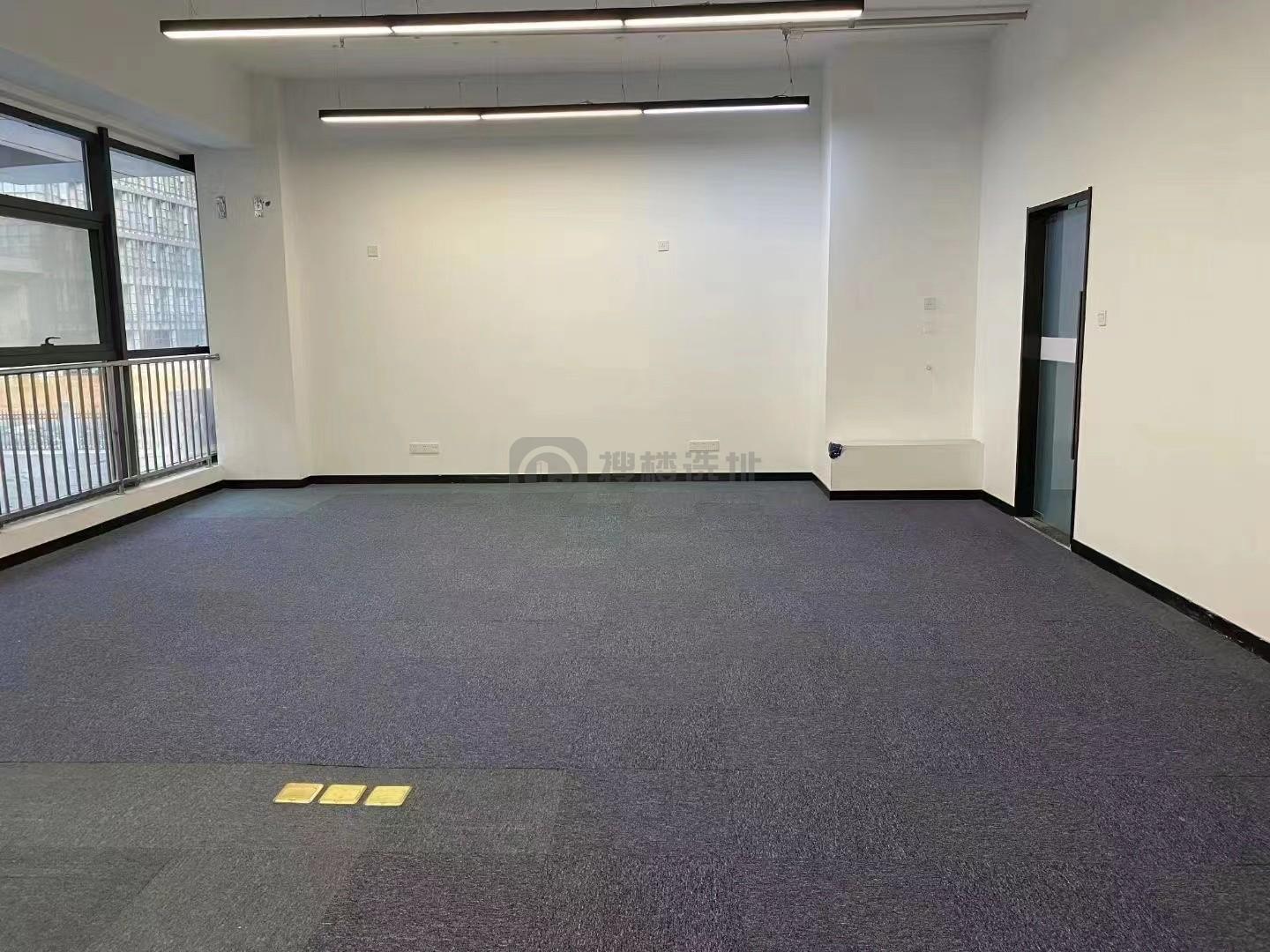 新晨国际大厦面积321平