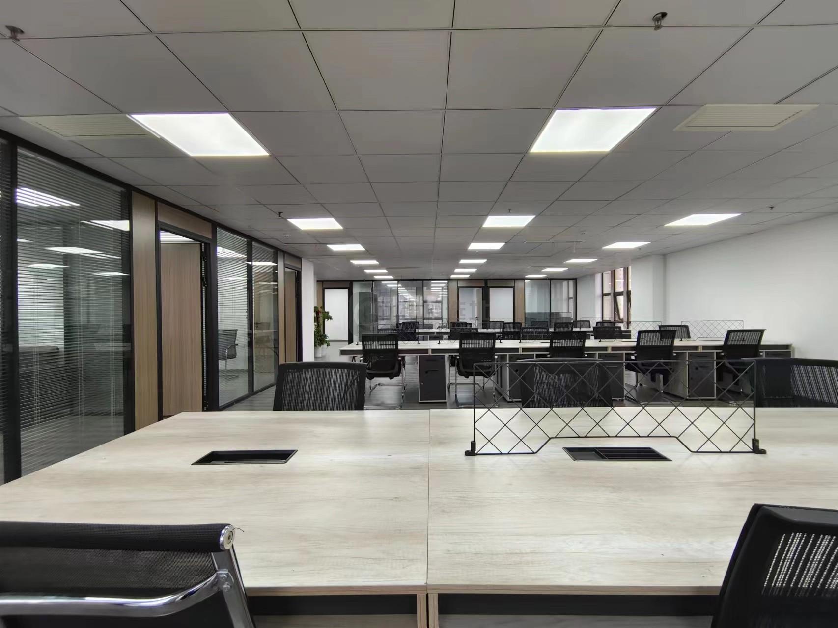 君临国际面积368平