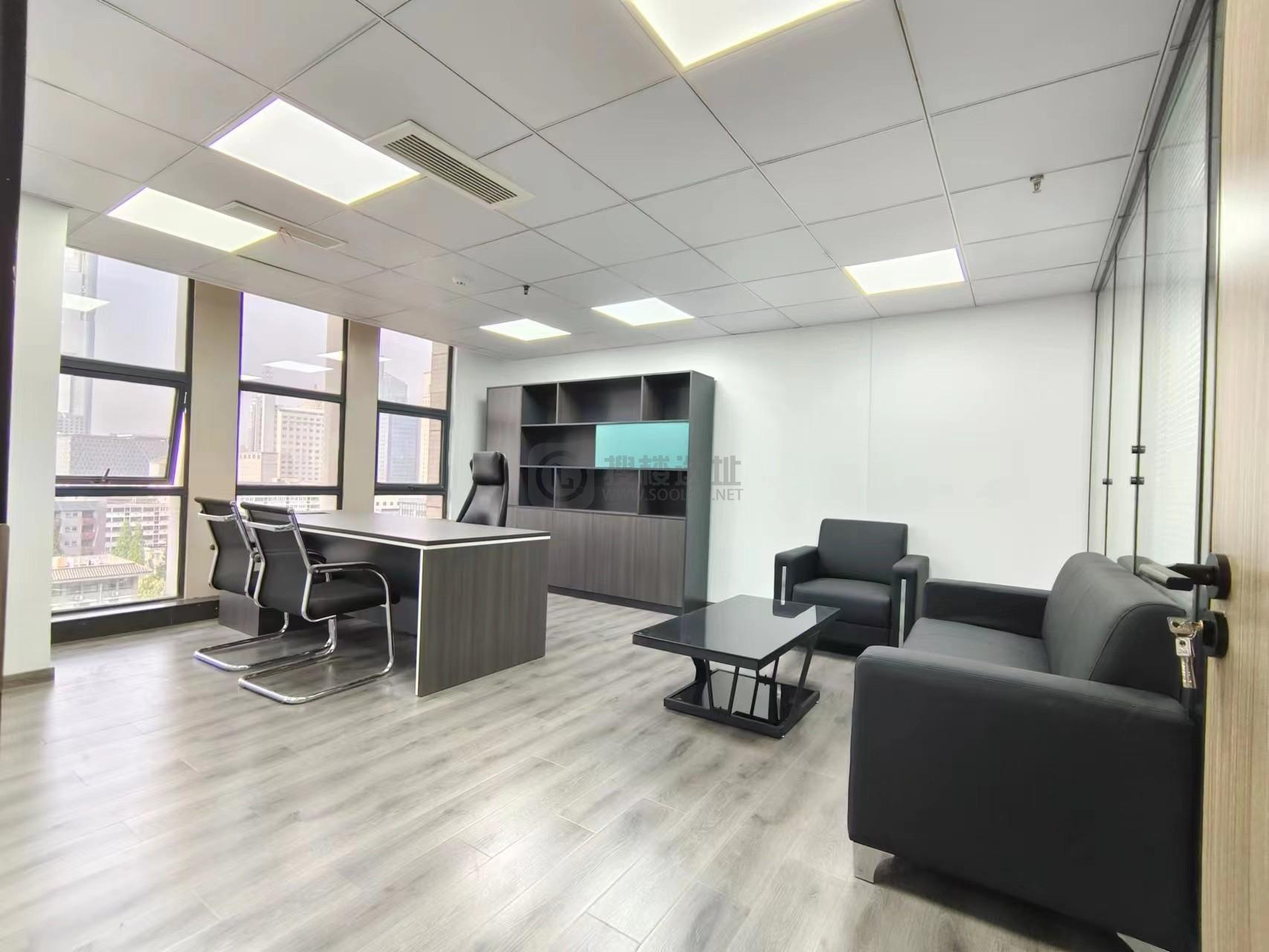 君临国际面积368平