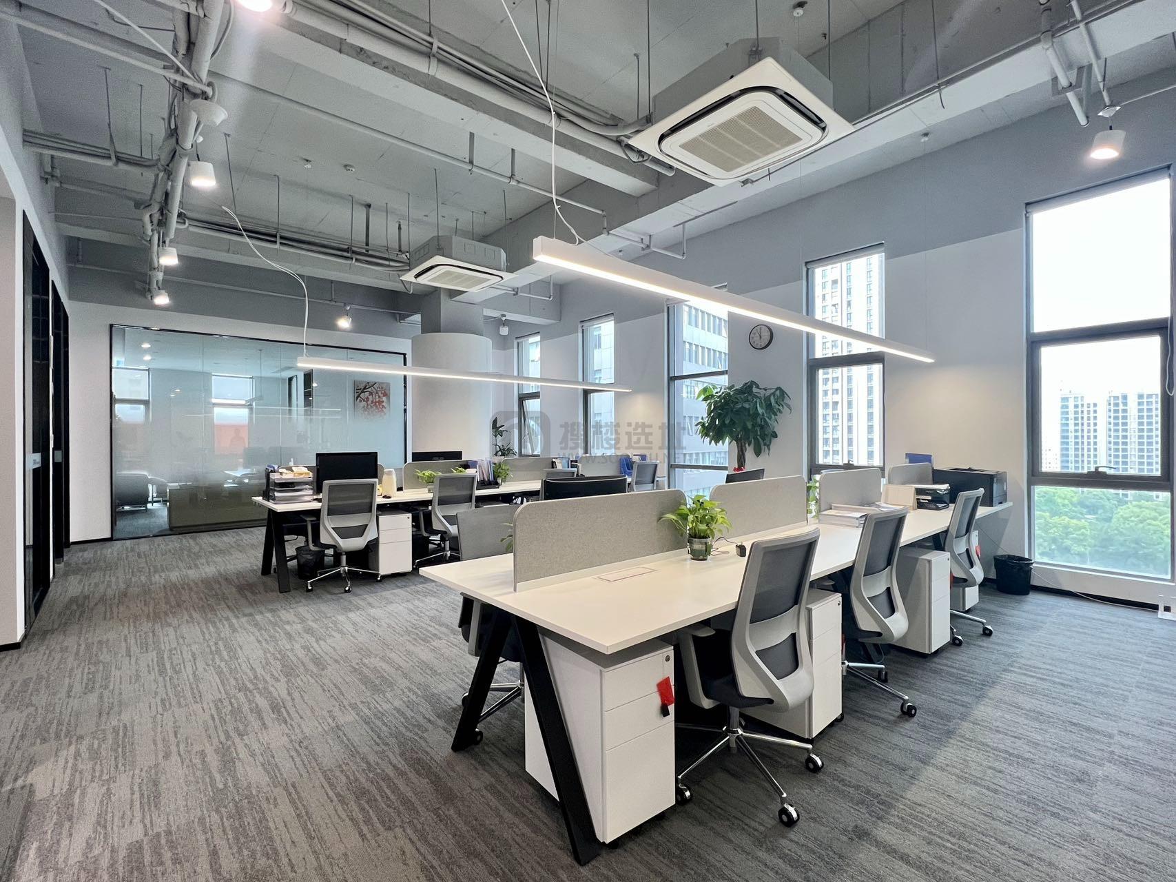 鼓楼创新广场面积415平