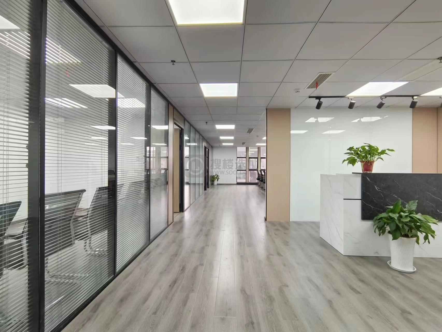 君临国际面积368平