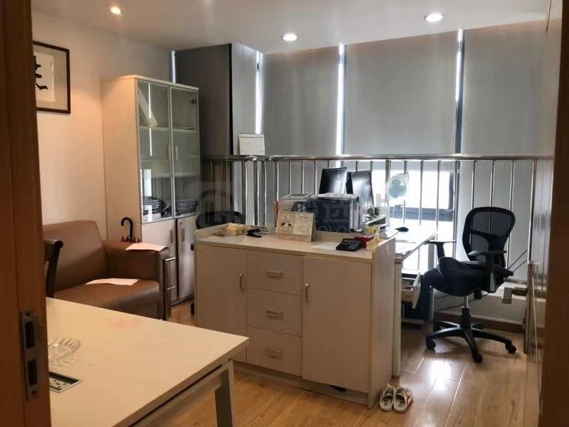 方中大厦面积340平