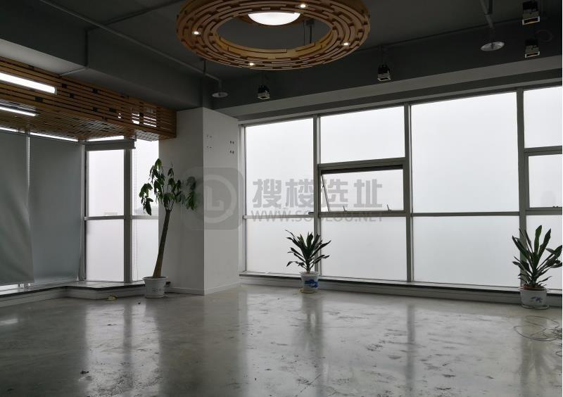 大地建设大厦面积941平