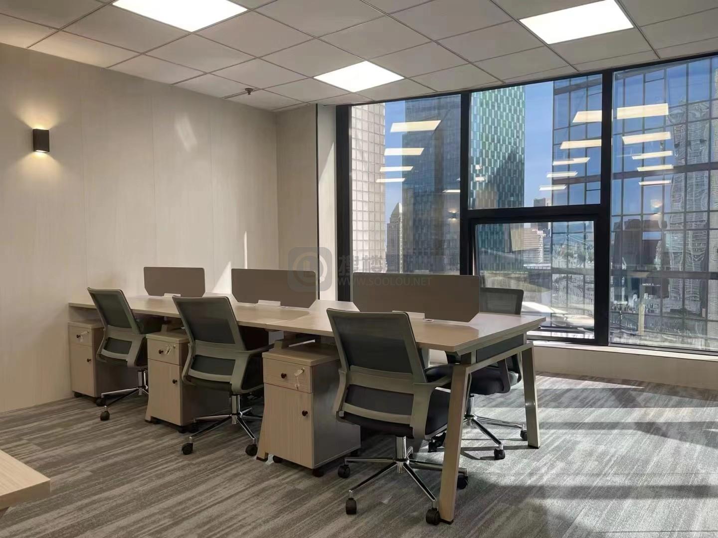 中南国际大厦面积132平