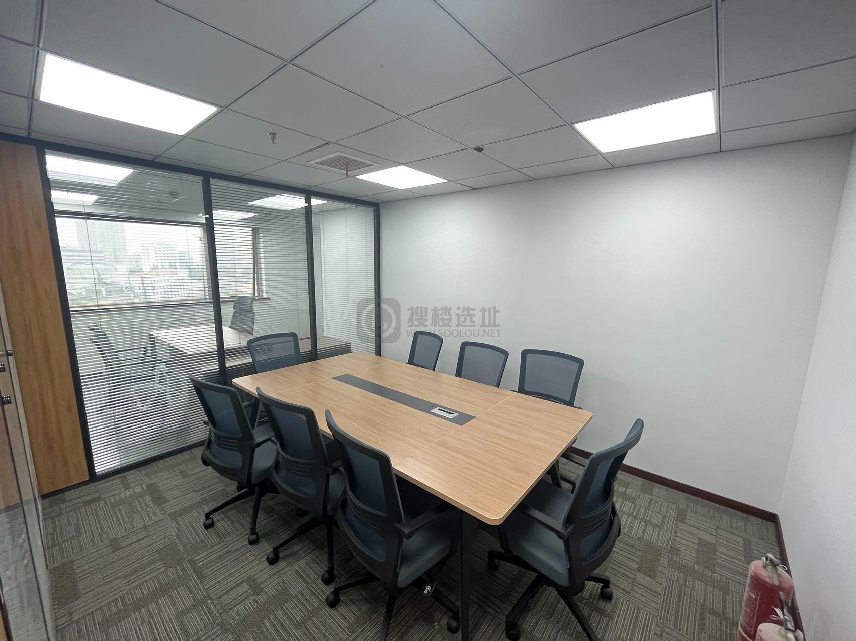 新晨国际大厦面积130平