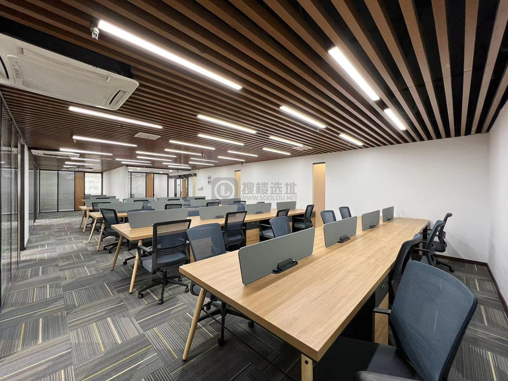 新晨国际大厦面积321平