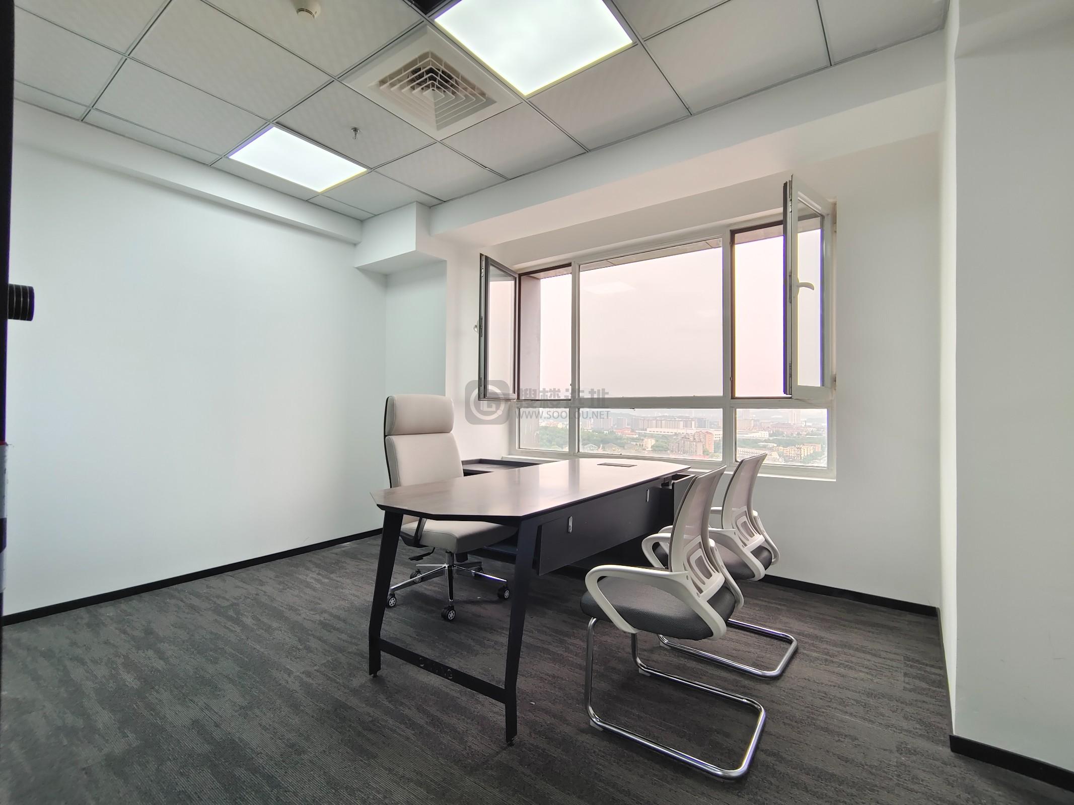 赛程国际大厦面积90平