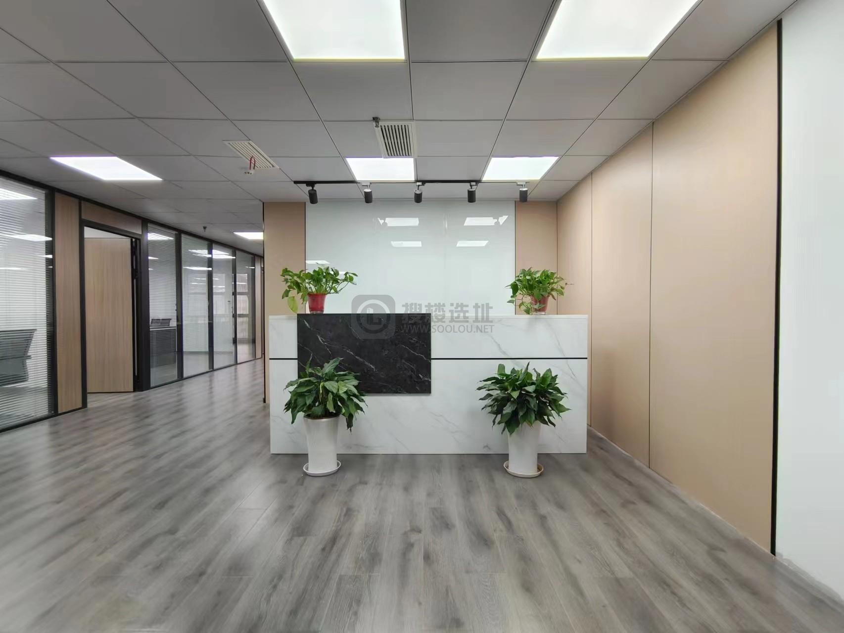 君临国际面积368平