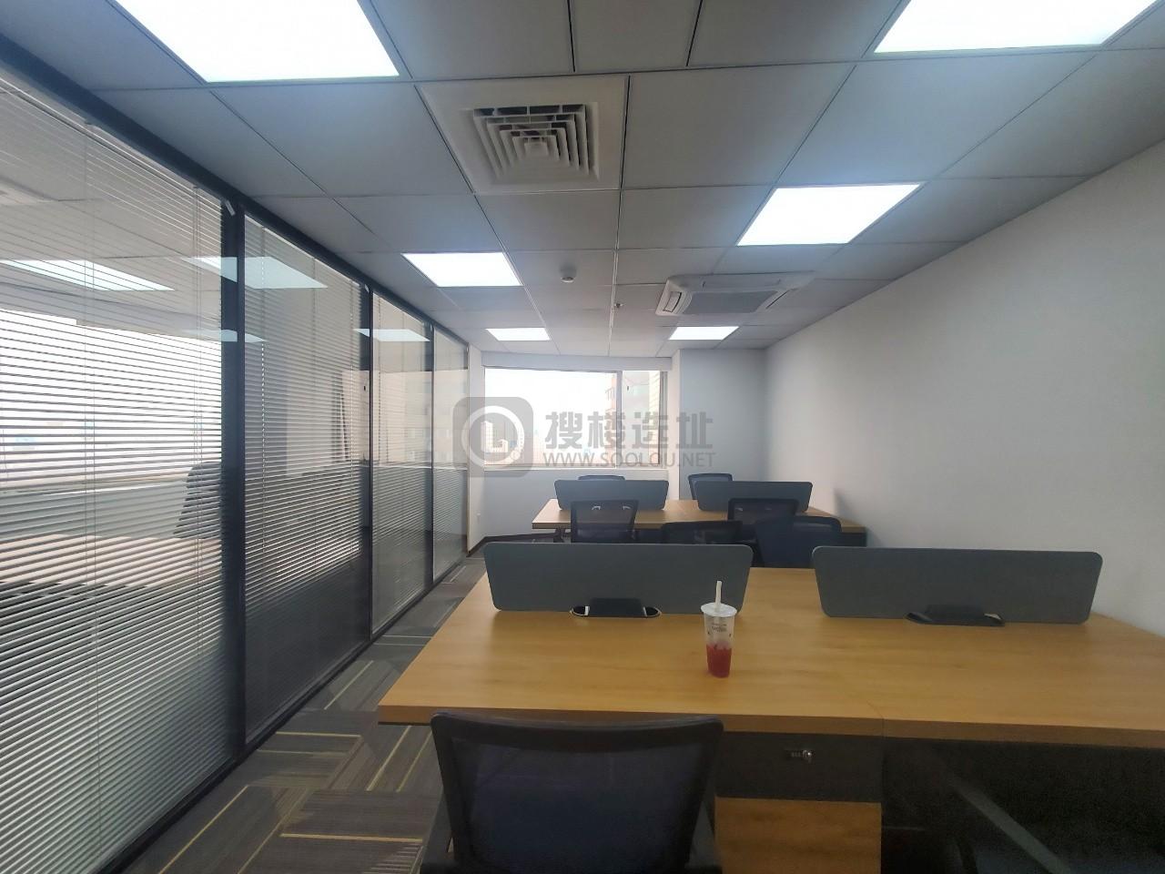 新晨国际大厦面积65平