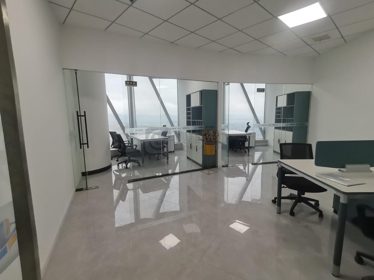  明发新城中心面积95平