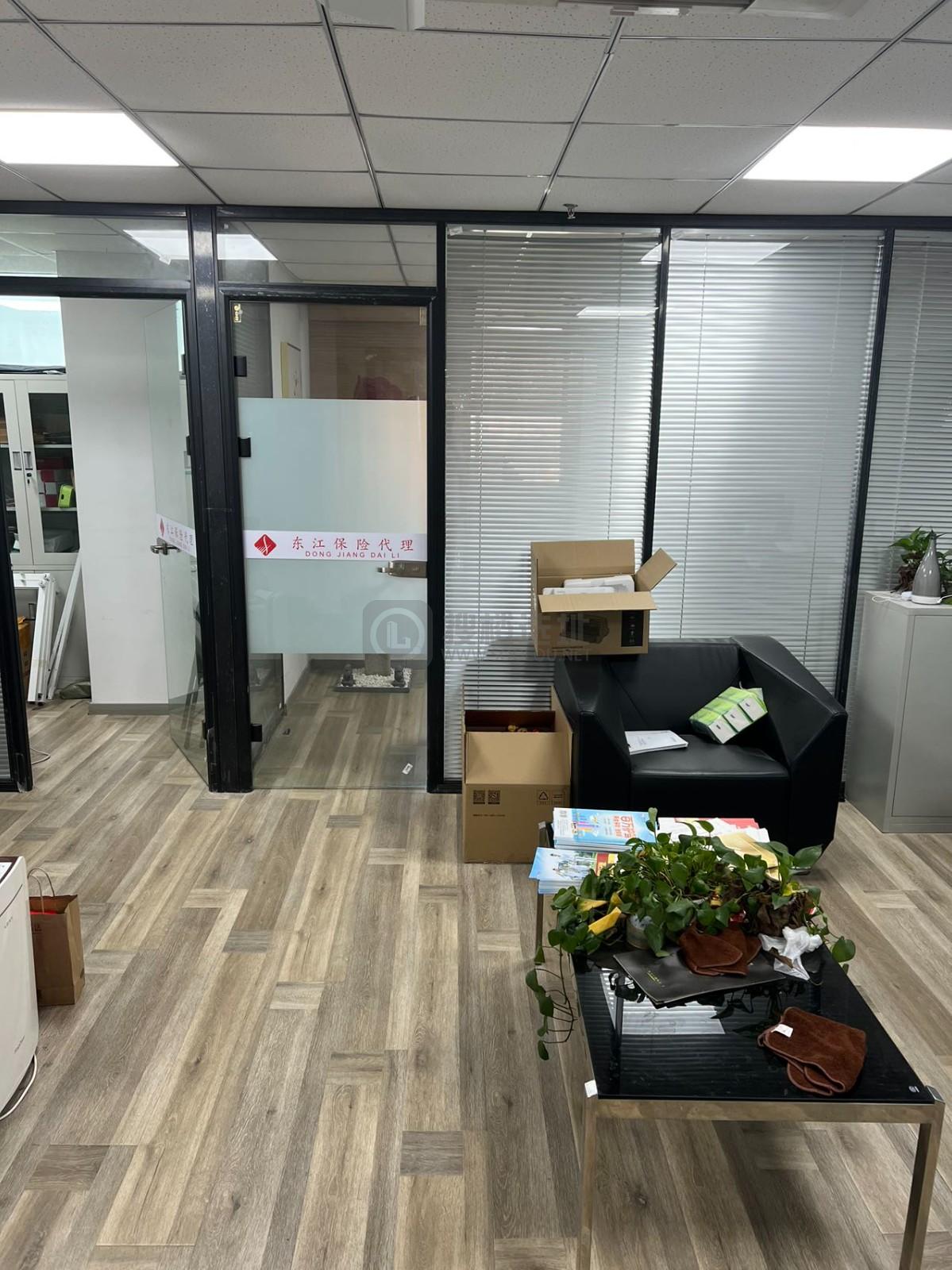 江苏商厦面积279平