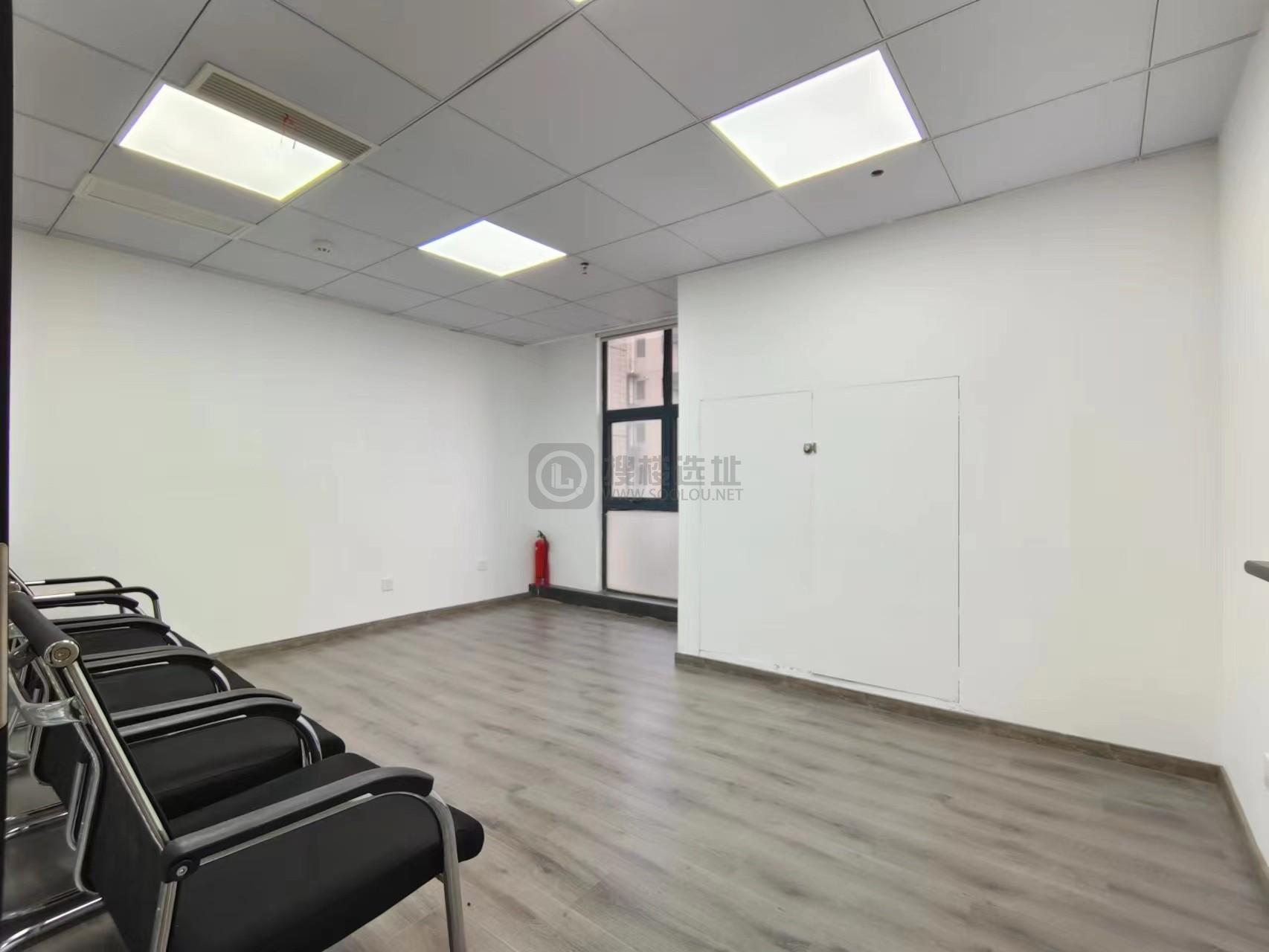 君临国际面积368平