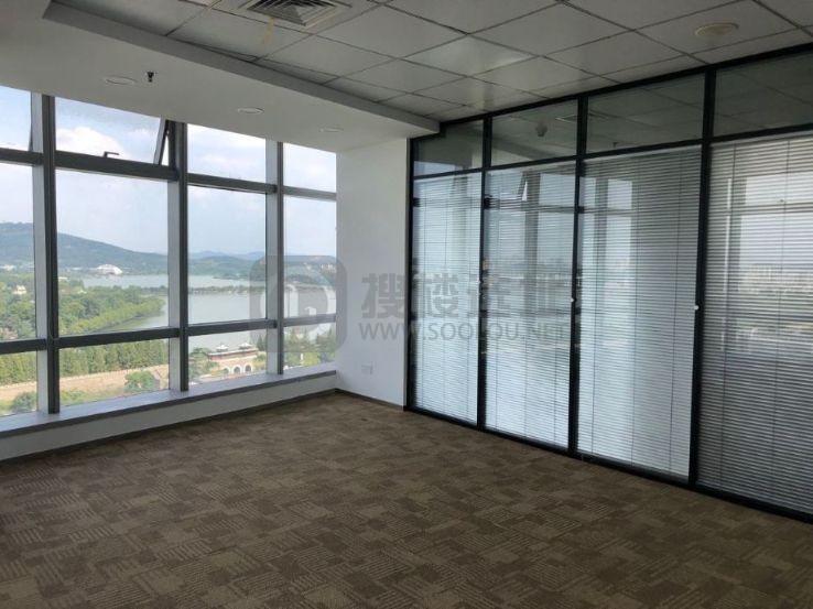 金茂广场面积458平