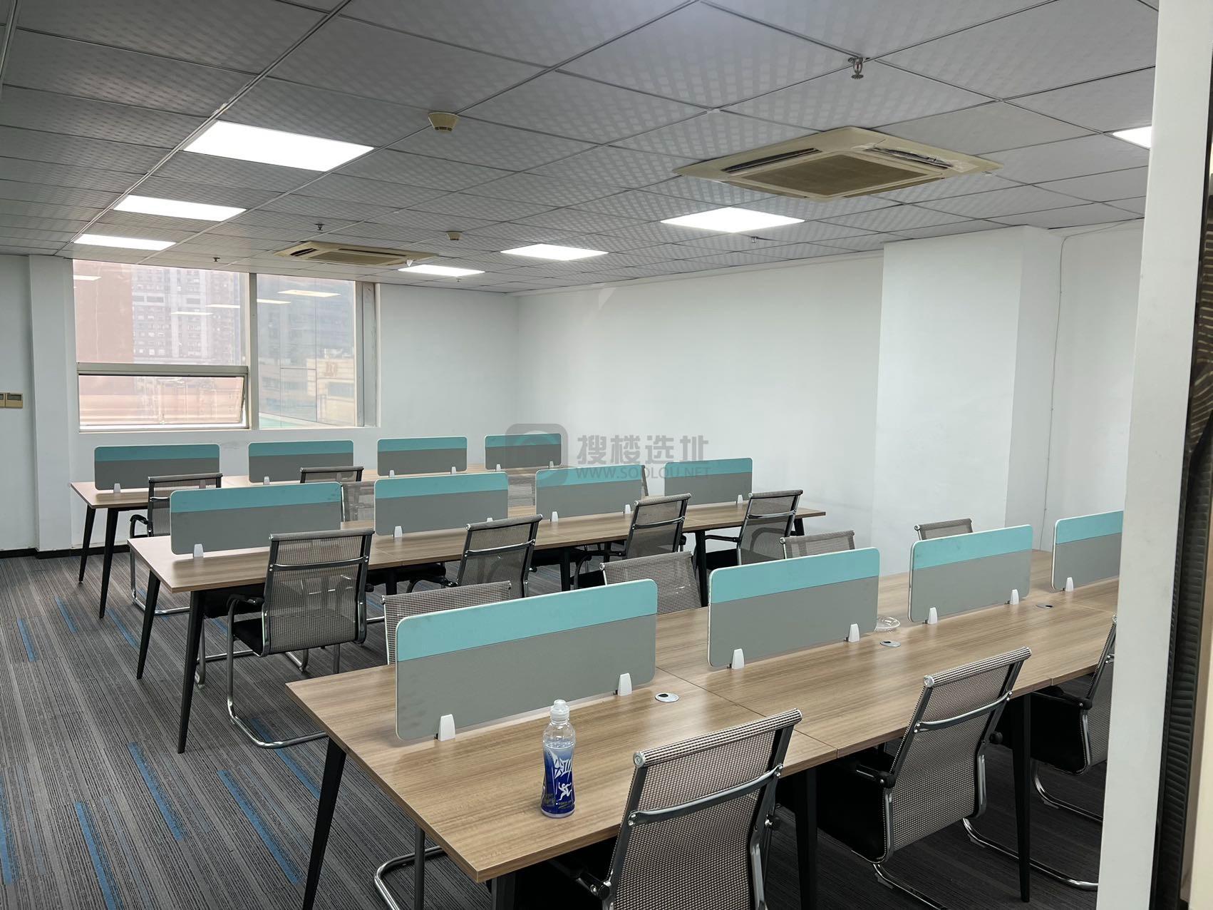 易发信息大厦面积146平