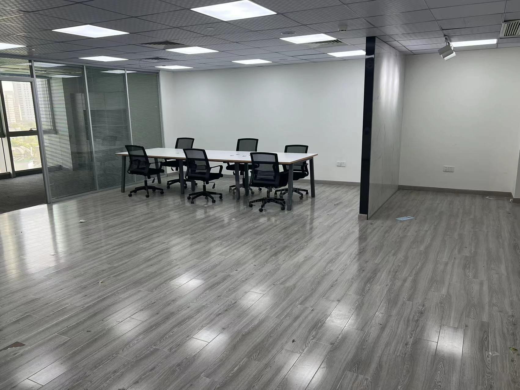 和泰国际大厦面积200平