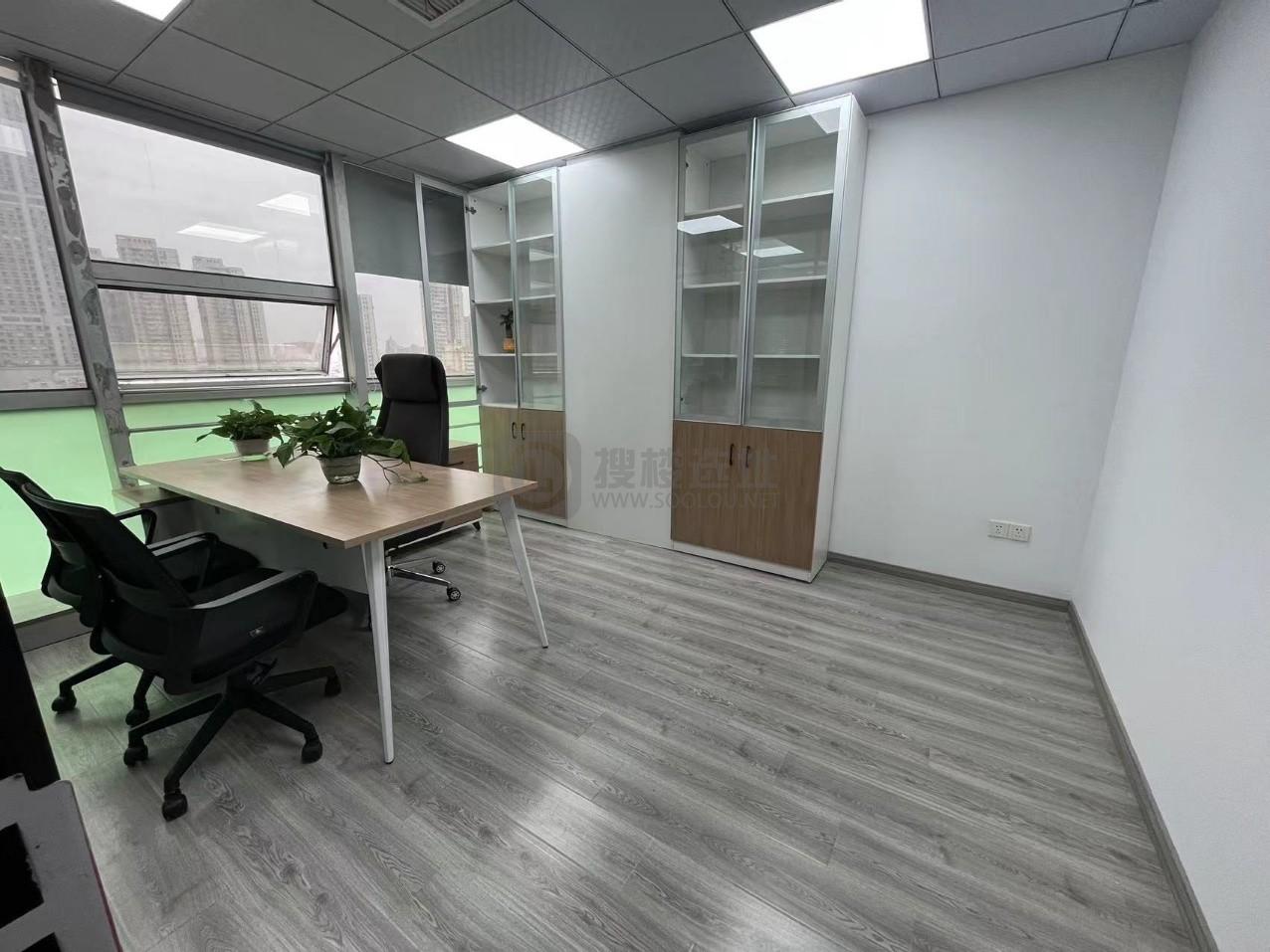 易发信息大厦面积183平