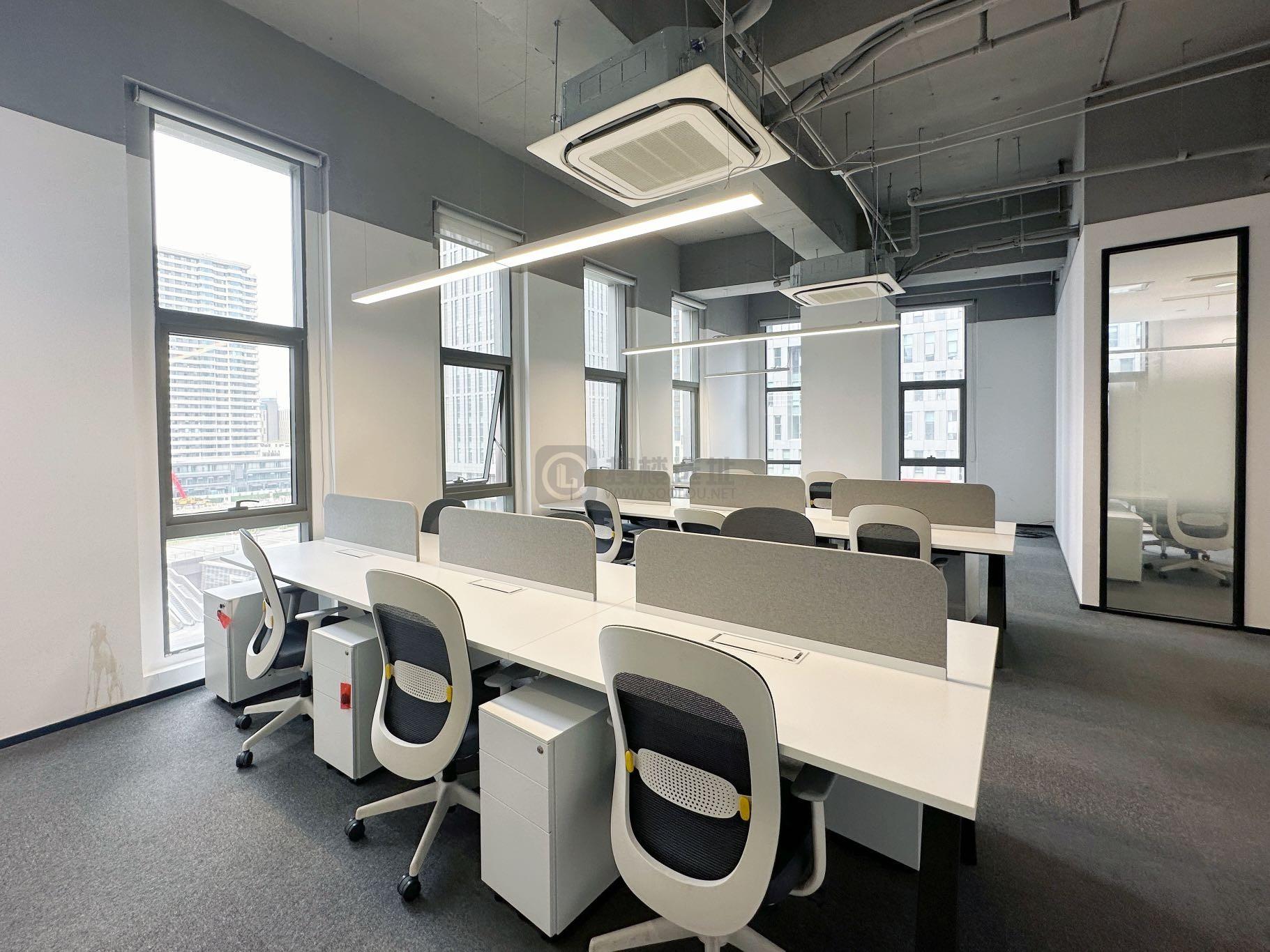 鼓楼创新广场面积236平