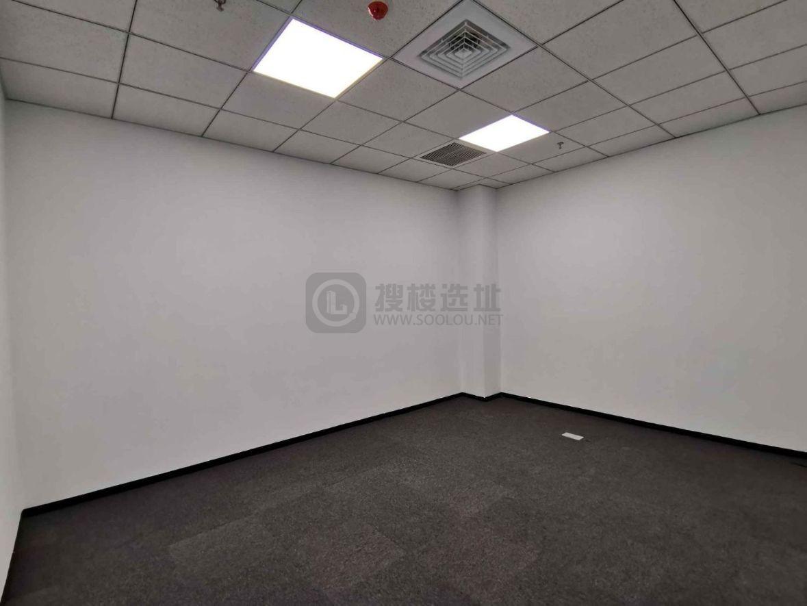 平安金融中心面积180平