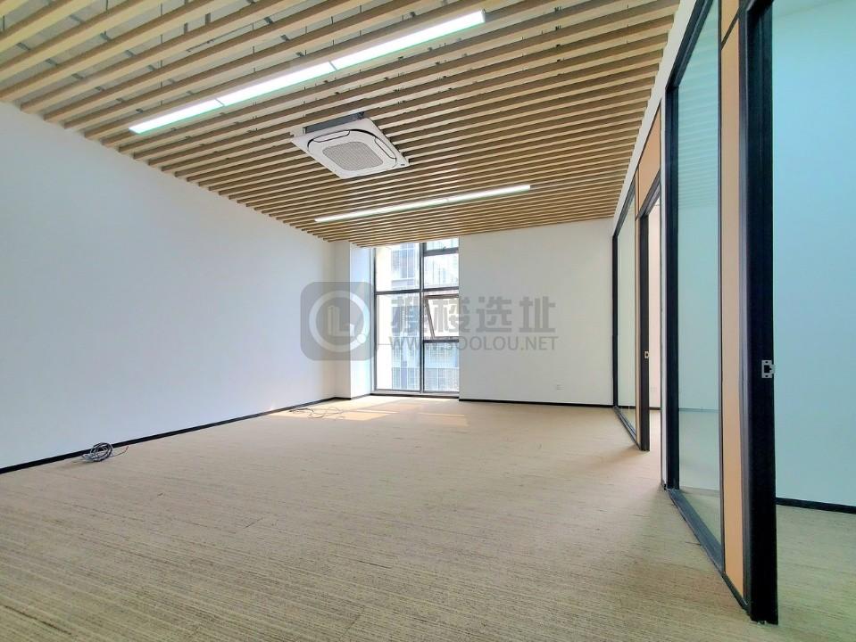 佳强大厦面积122平