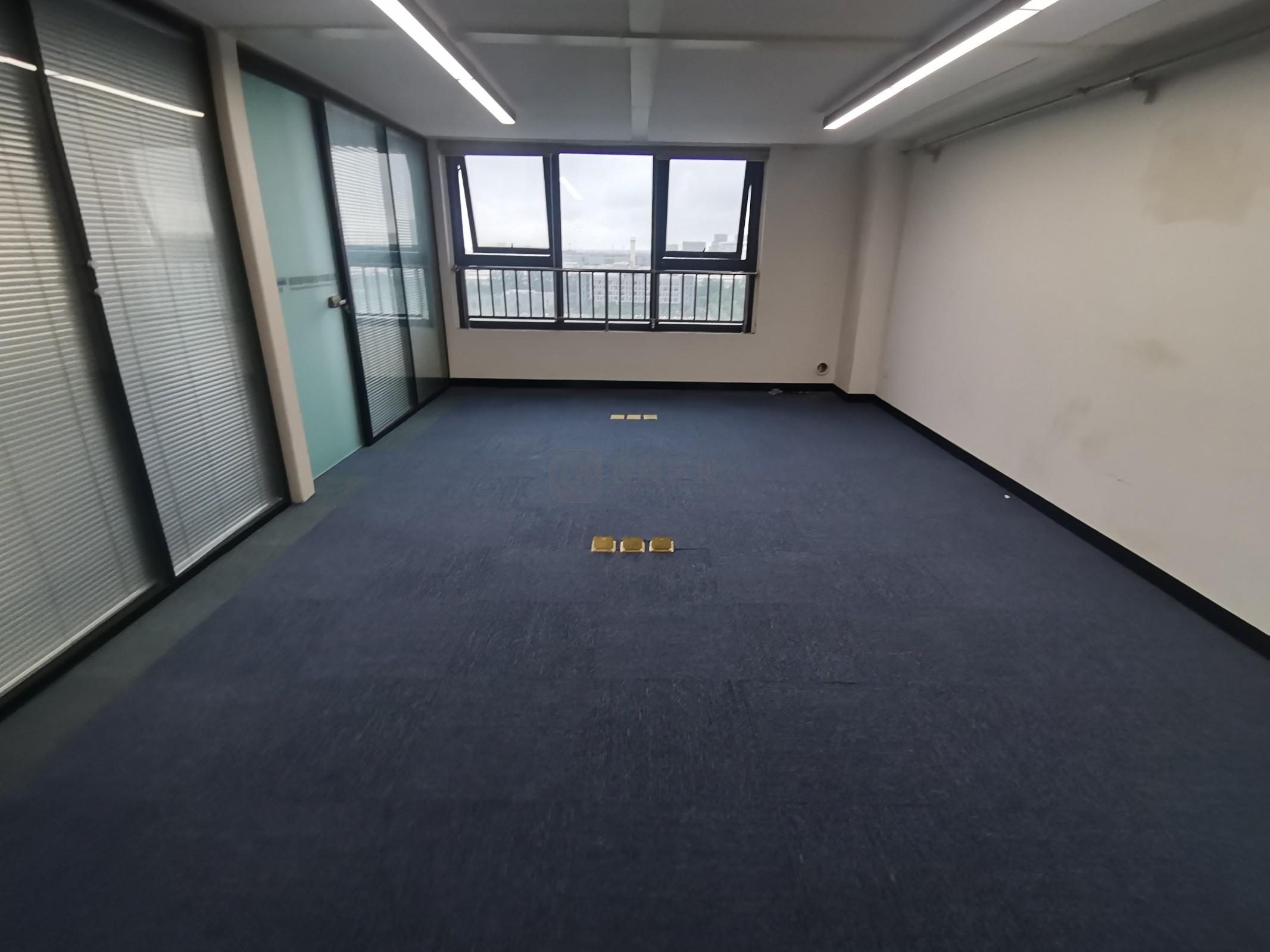 垠坤创芯汇面积154平