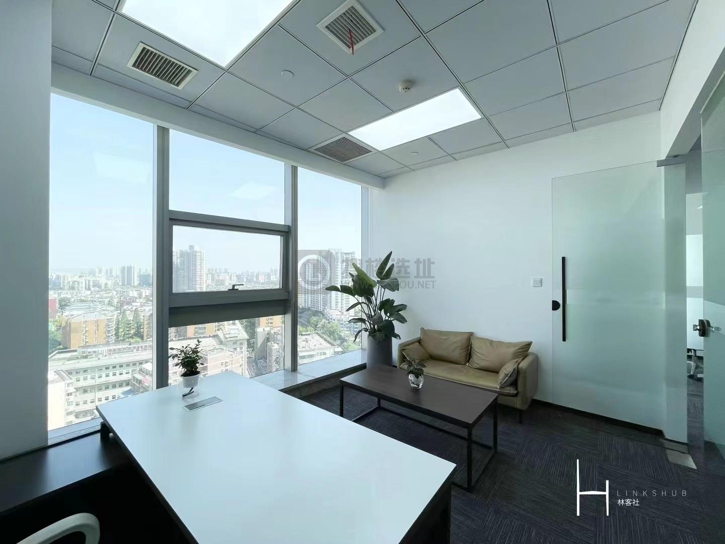 斯亚·财富中心面积150平