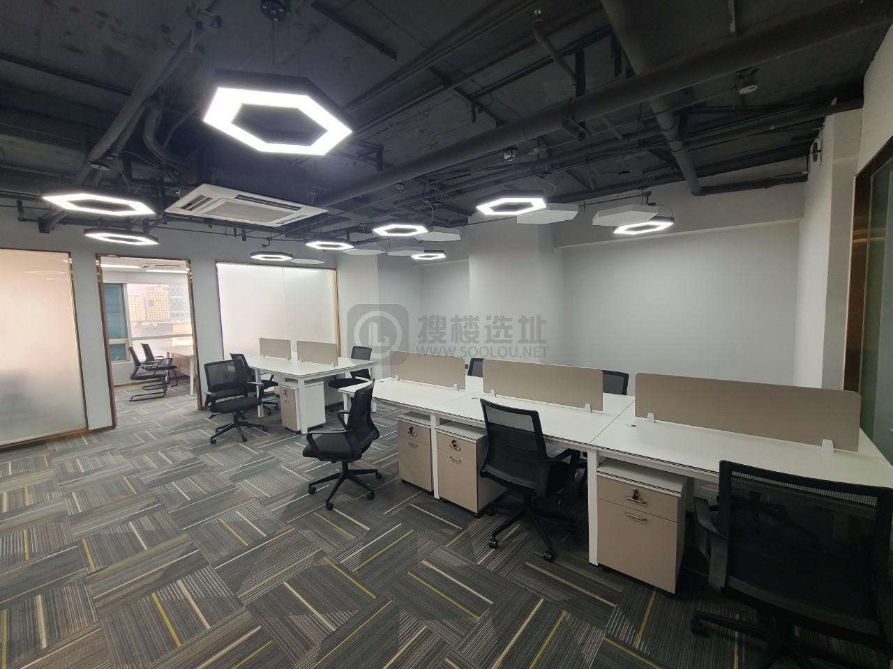 苏豪大厦面积172平