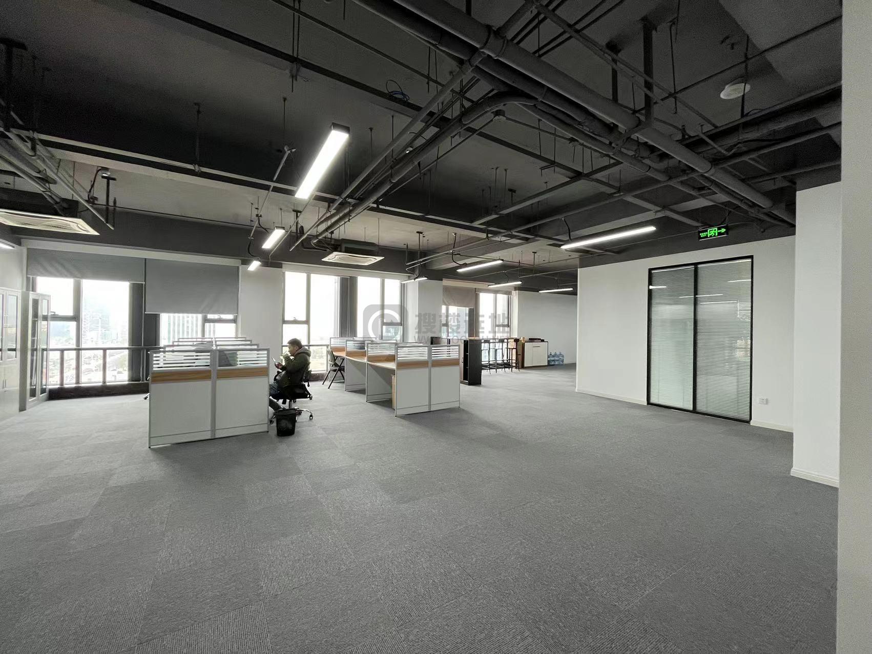 秣陵中心面积600平