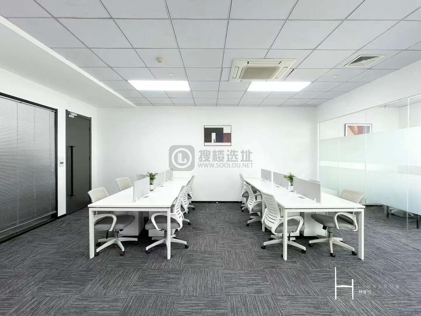 斯亚·财富中心面积150平