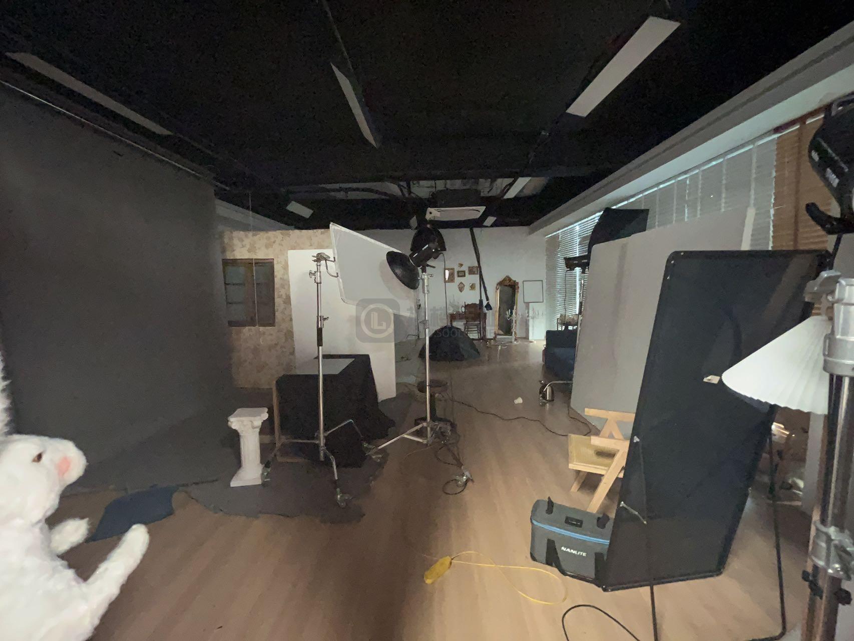  创意中央面积278平