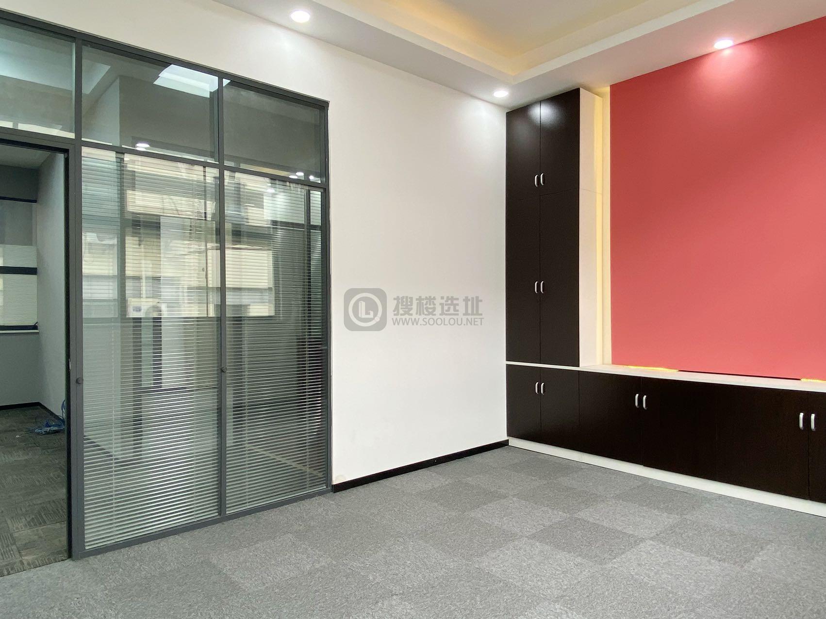 南京中山坊面积168平