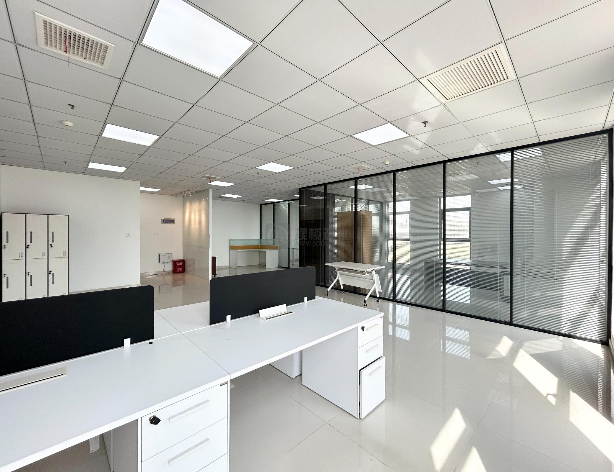 物媒国际大厦面积168平