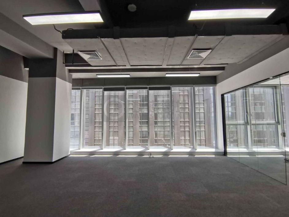 平安金融中心面积180平