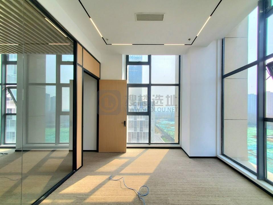 佳强大厦面积280平