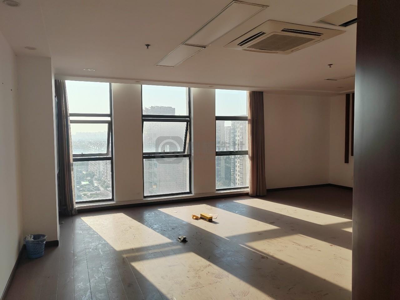 东山总部商务园面积260平