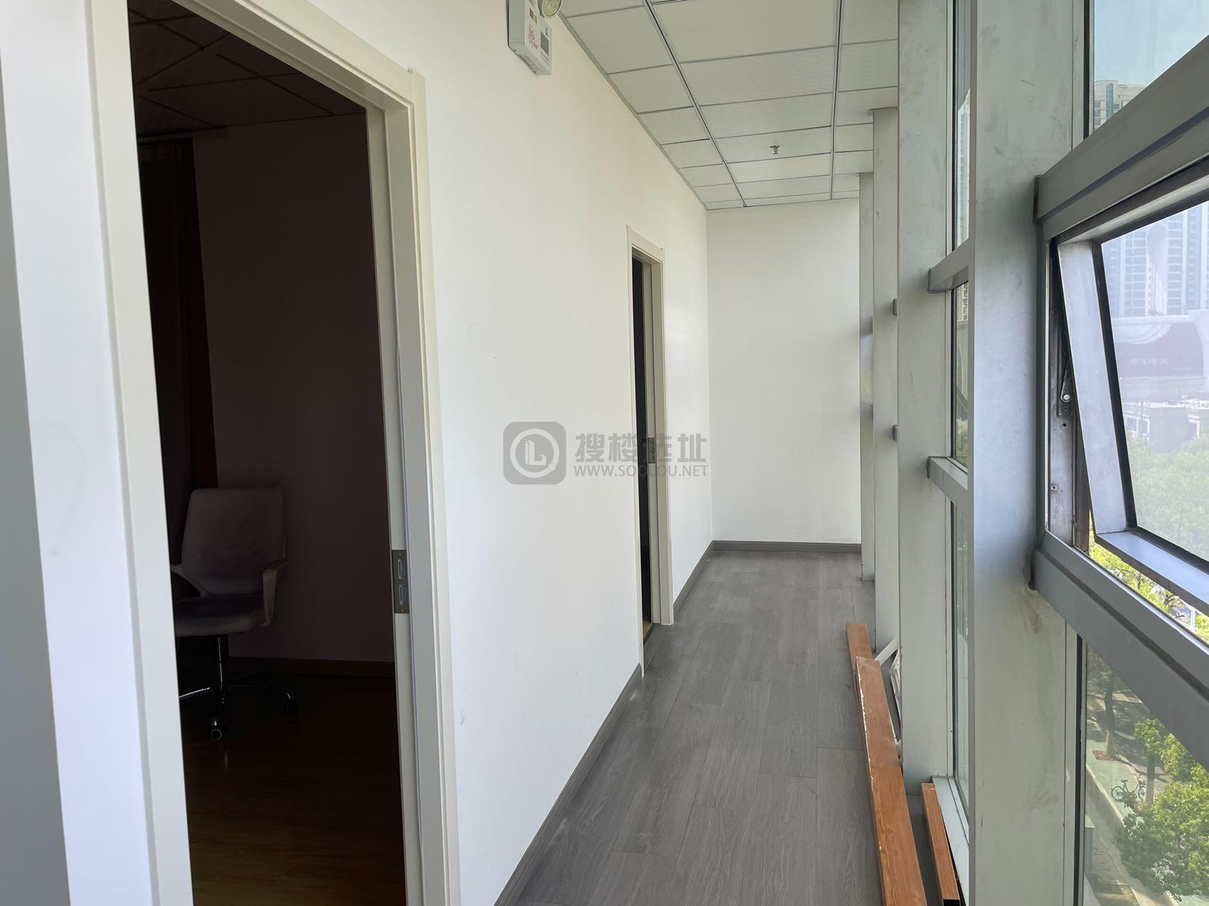 三玖彩虹谷面积367平