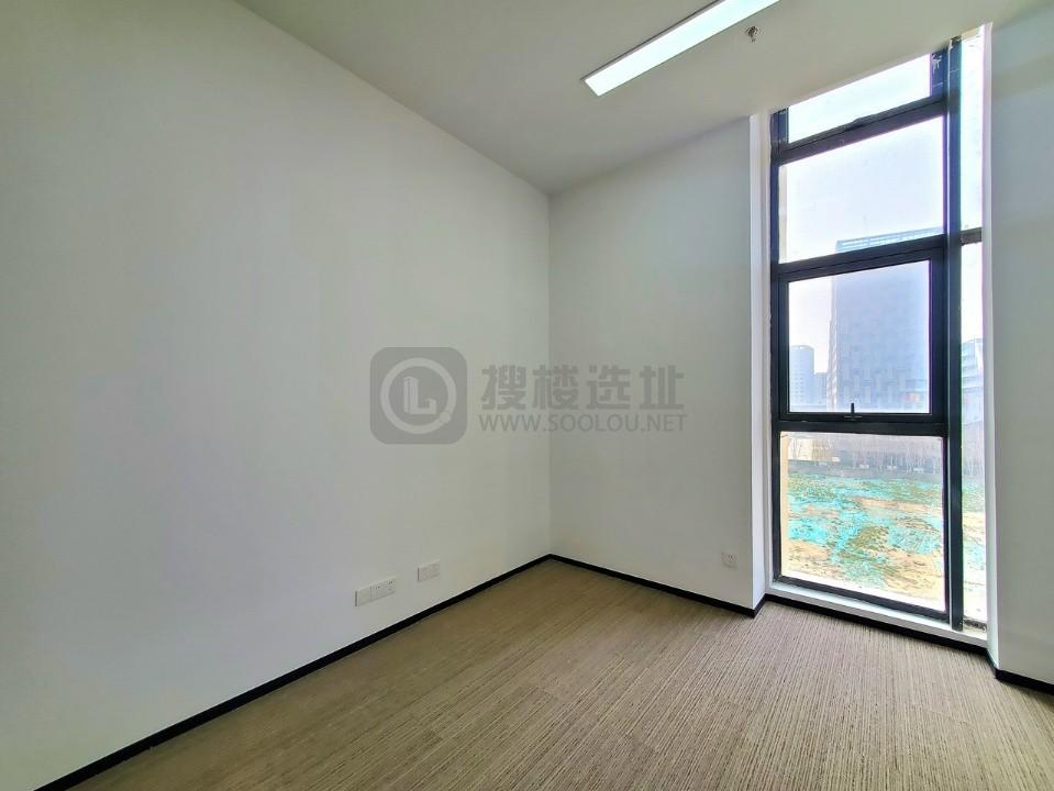 佳强大厦面积280平