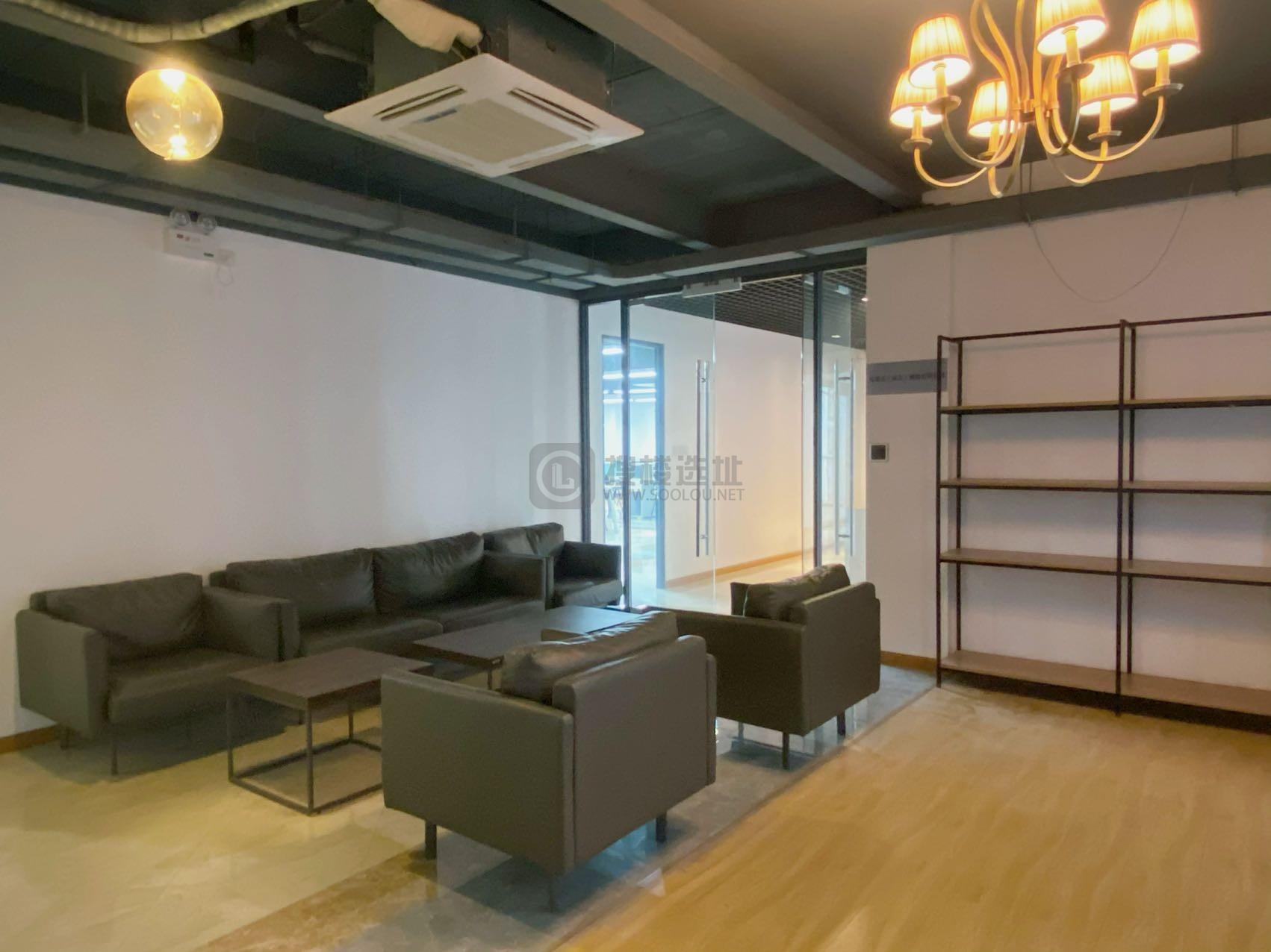 南京中山坊面积2400平