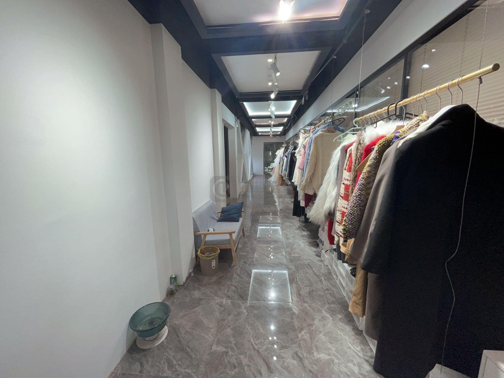  创意中央面积278平