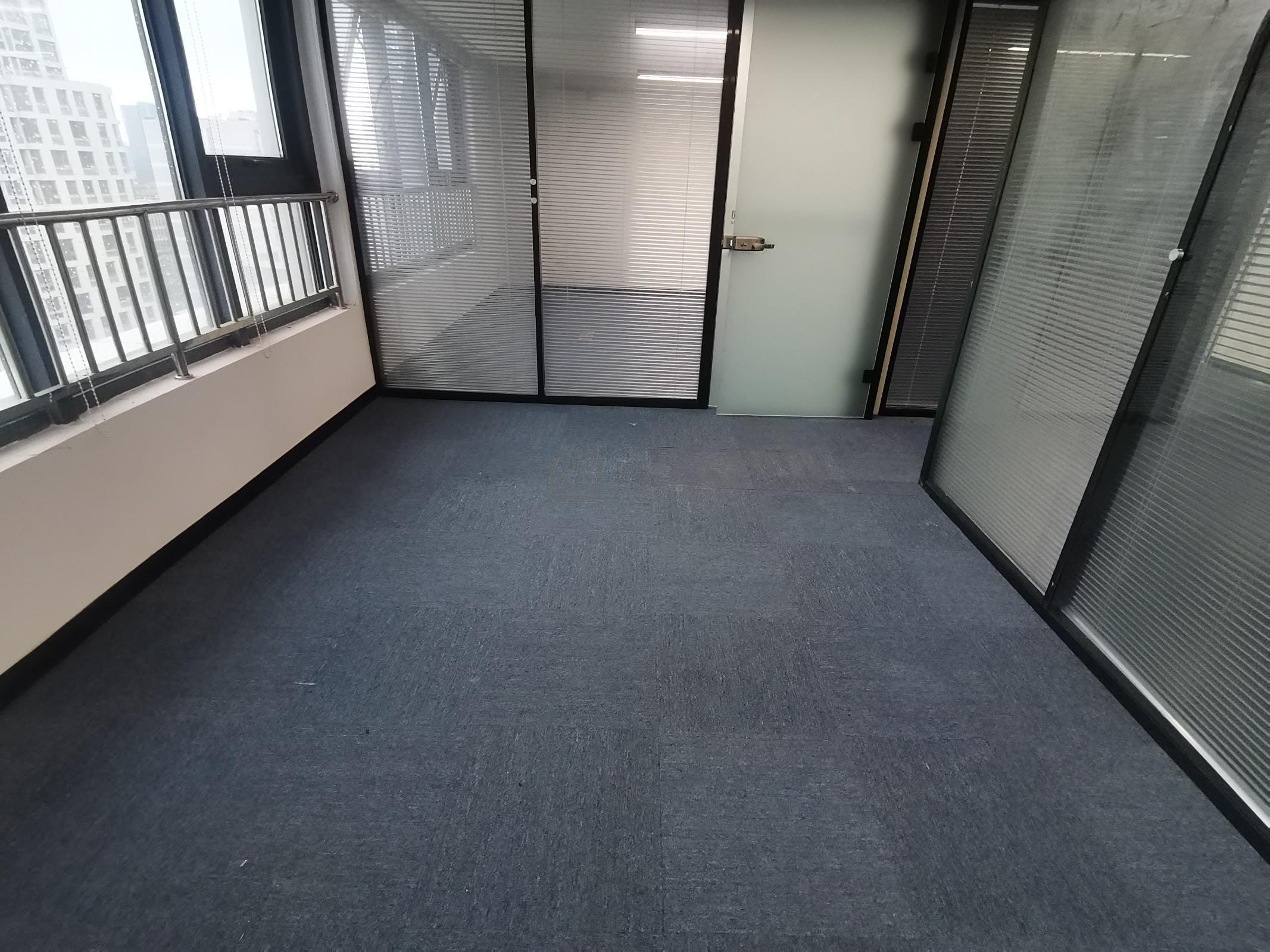 垠坤创芯汇面积154平