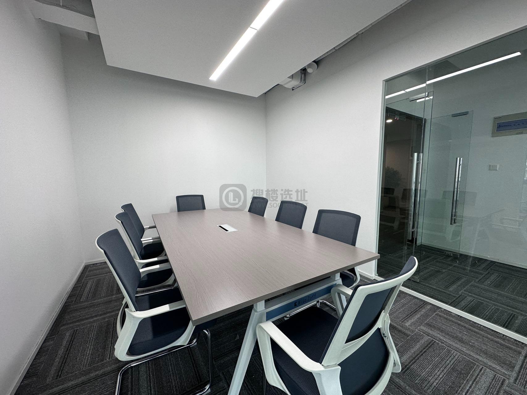 保利中心面积190平