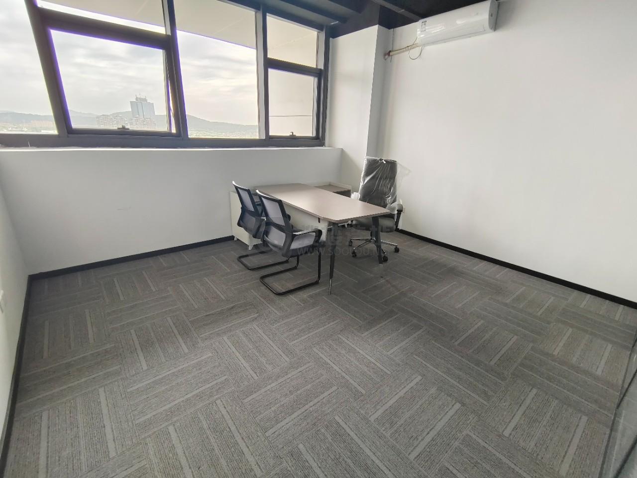  宏茂大厦面积161平