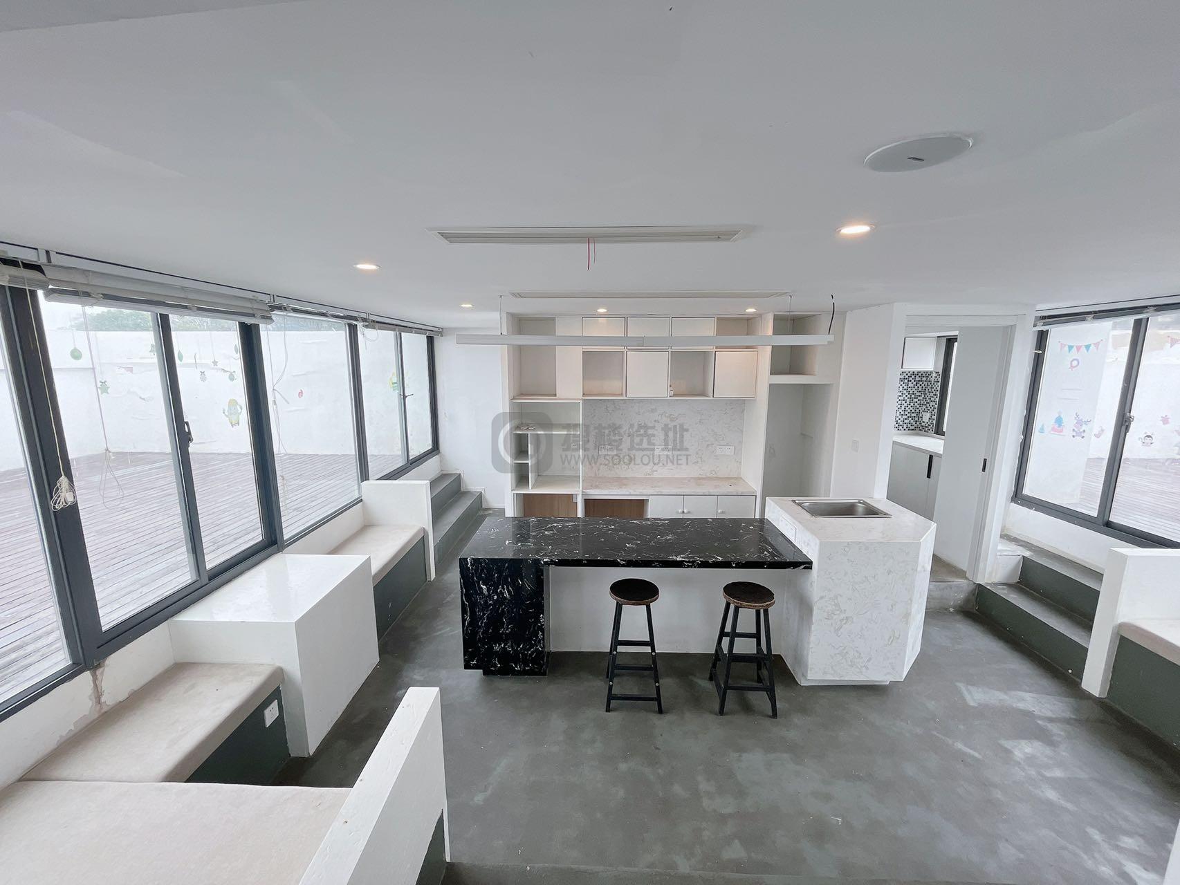  创意中央面积683平