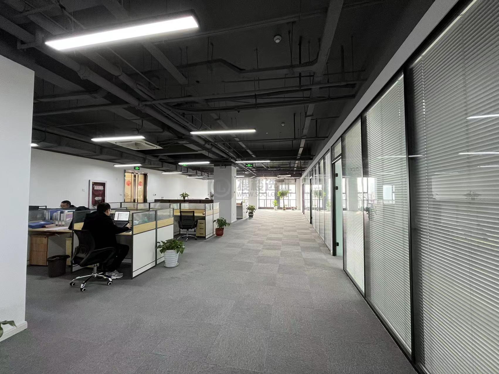 秣陵中心面积600平