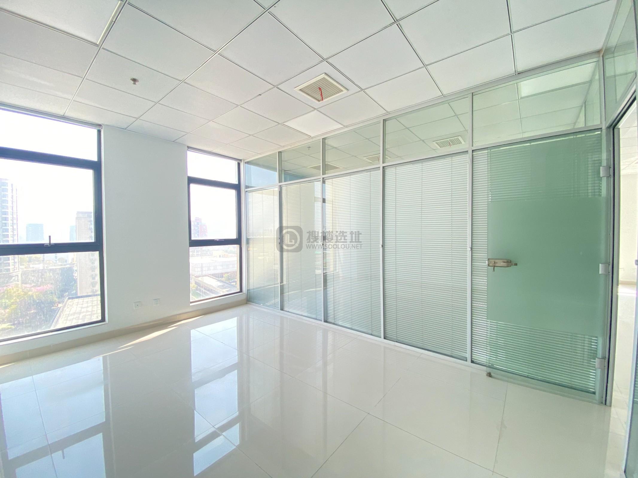 物媒国际大厦面积330平