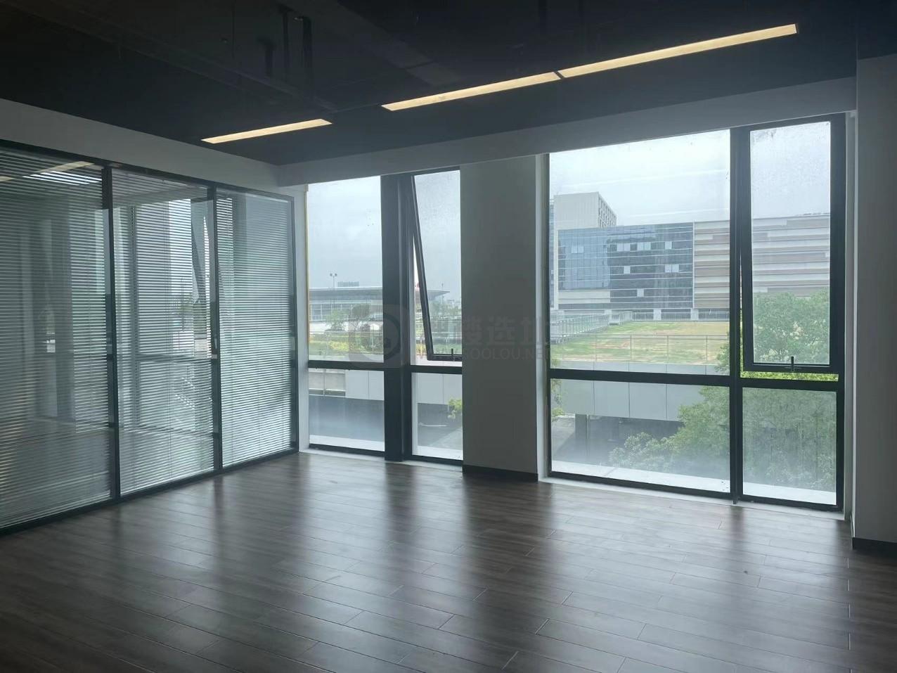 绿地云都会面积100平