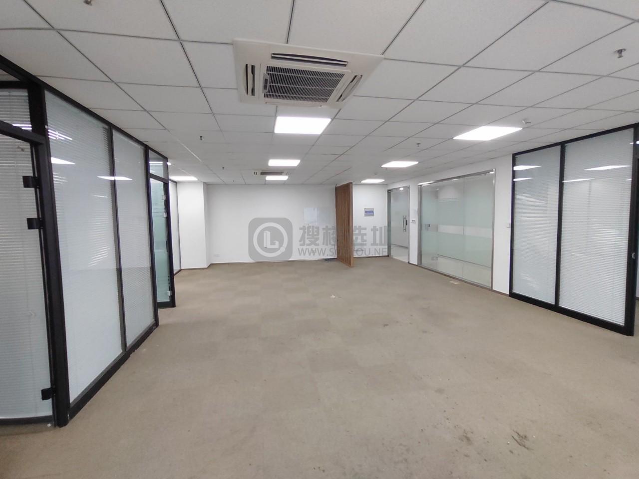 高科中心面积173平