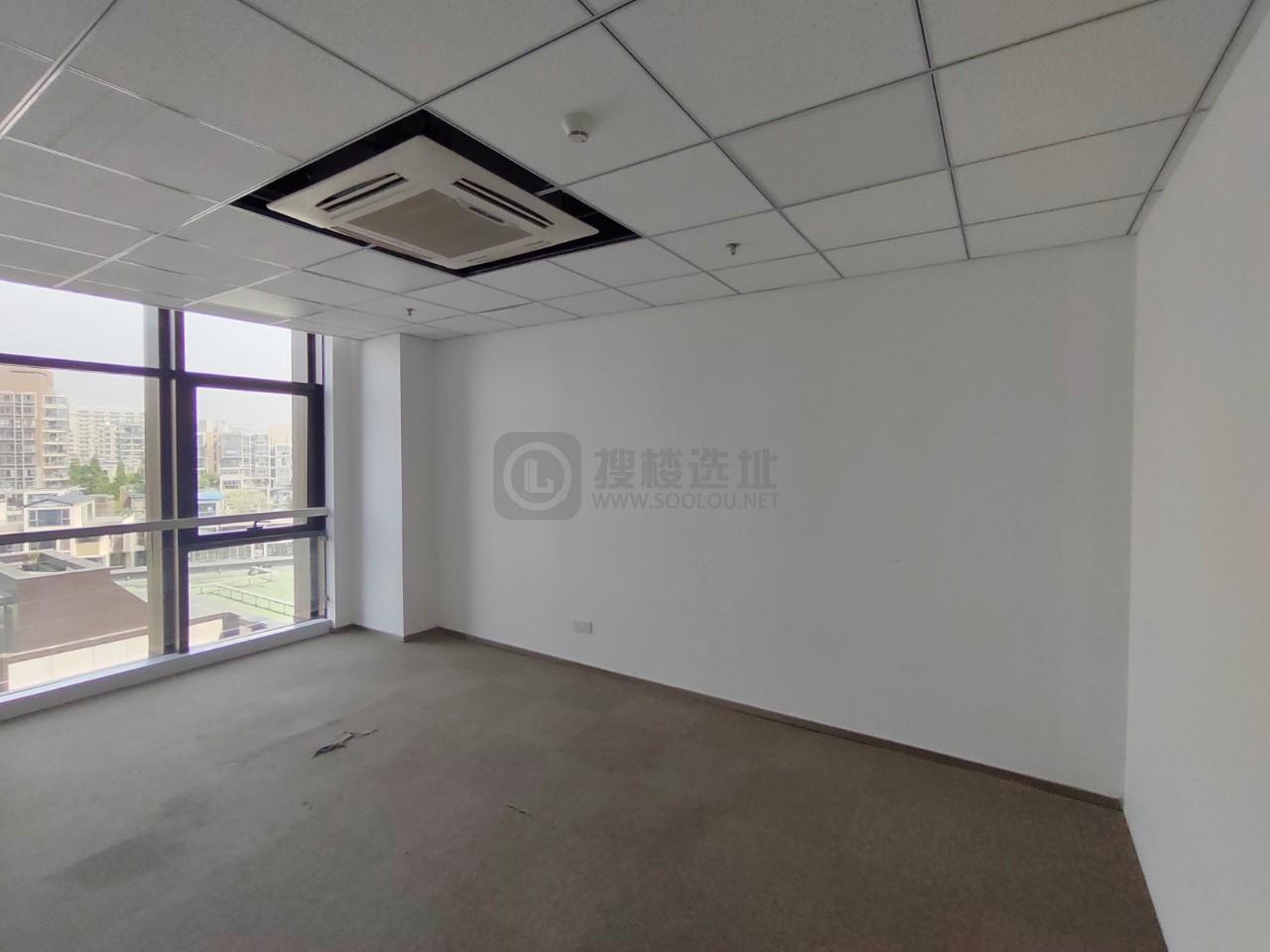 高科中心面积261平