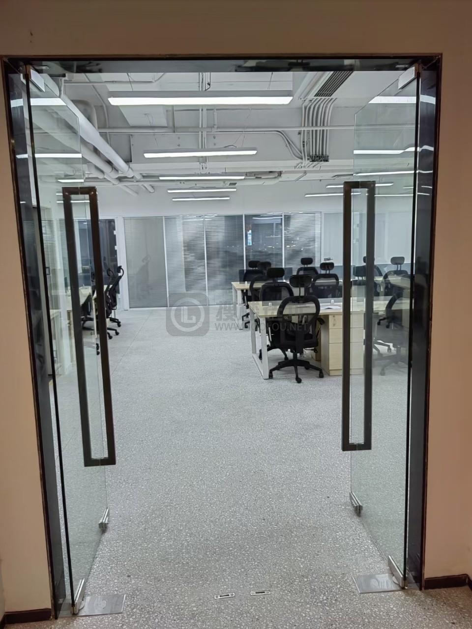 仙林新地中心面积178平