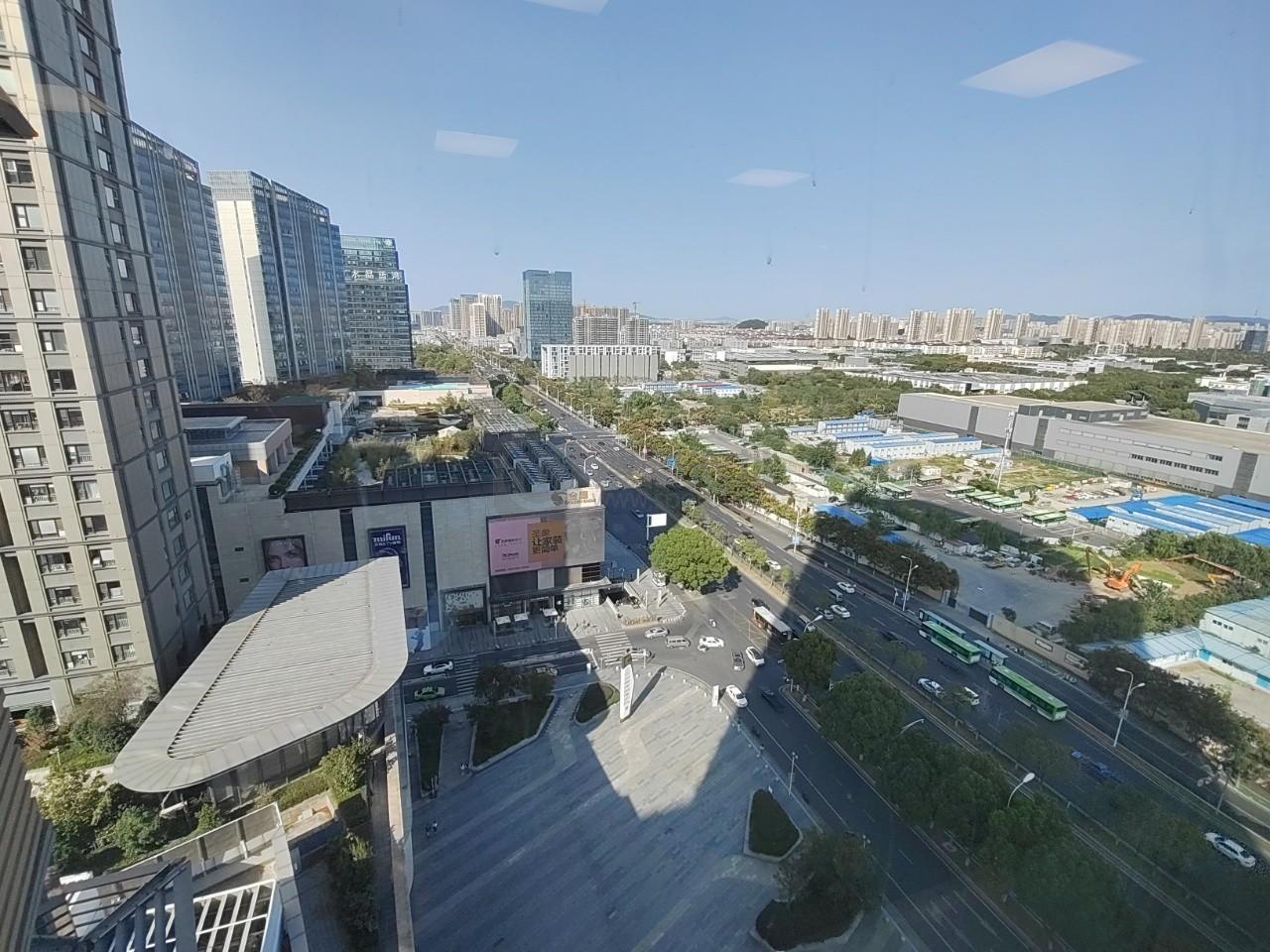 景枫中心面积655平